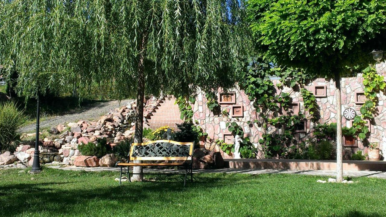 Green Canyon Uzbekistan Yusufkhona Exterior photo